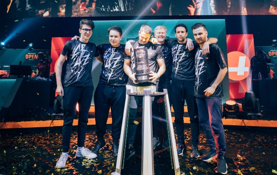 韩国 Creme 给了 Ultra Prime 但没有赢？ Chovy 贡献了 2 - 7 幽默 Yongen OKSavingsBank BRION 通过翻转球赢得了第一场比赛