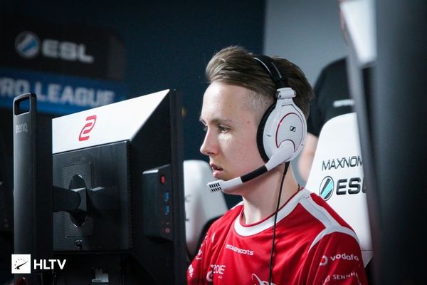 LCK GEN公告：Ruler选手确诊新冠